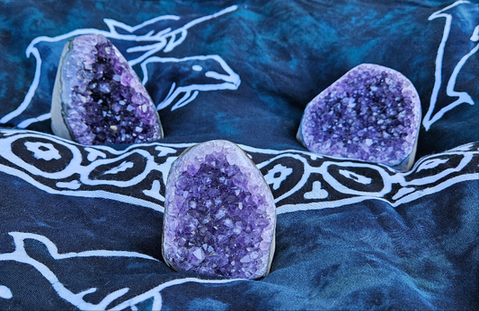 Amethyst Cluster (medium)