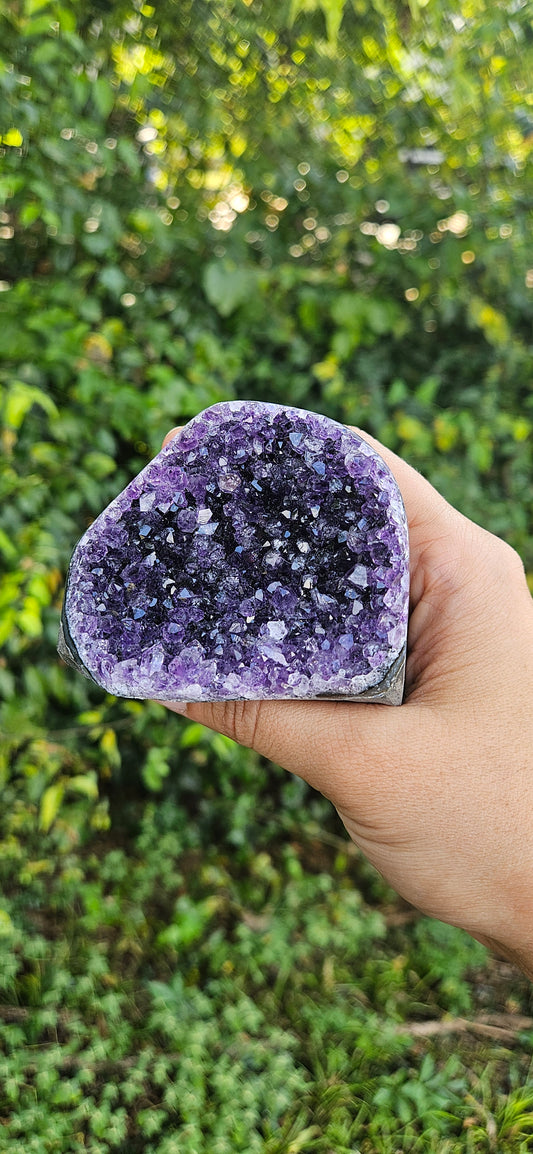 Amethyst Cluster (medium)